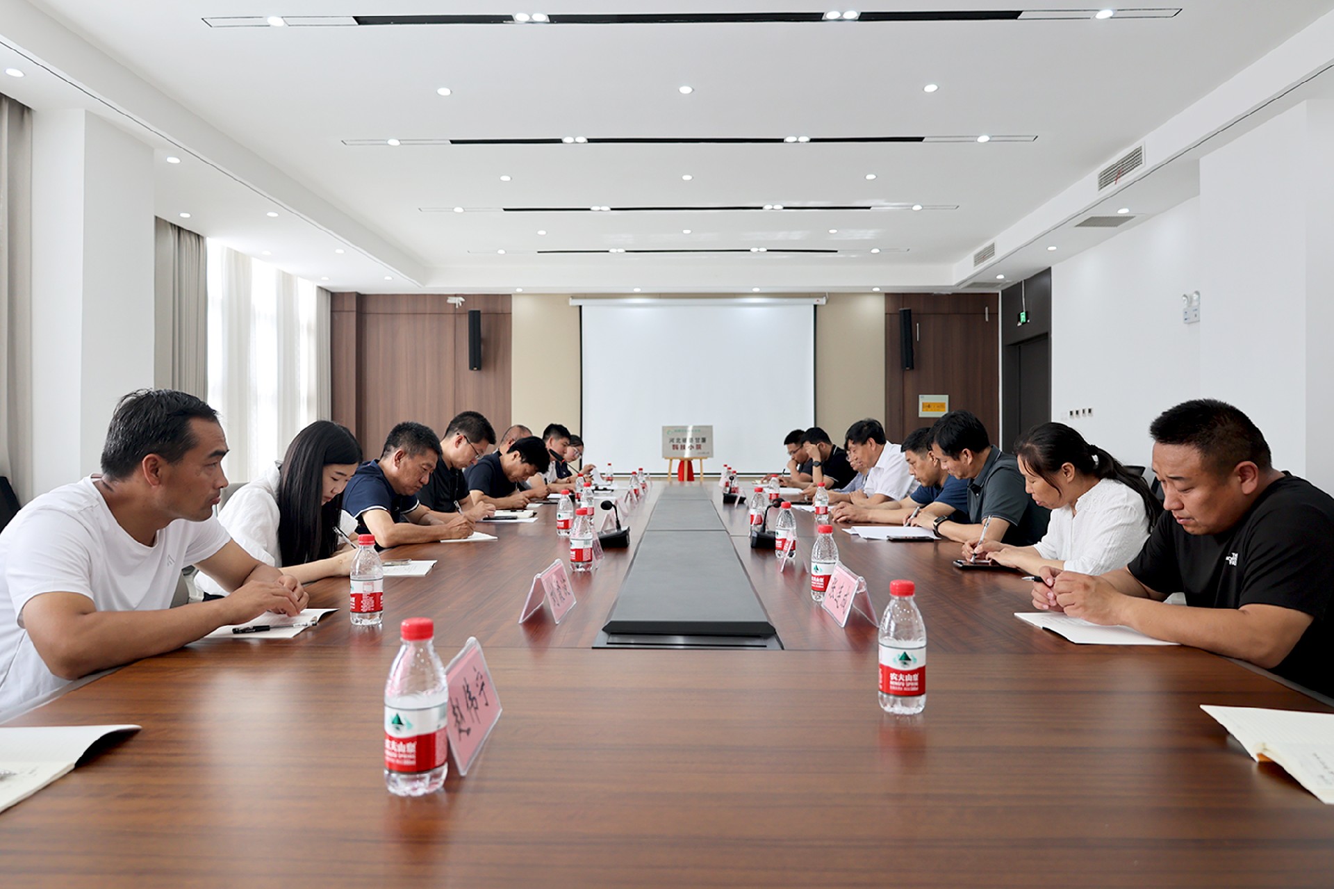 1718877948104580.jpg 5T8A2615.JPG