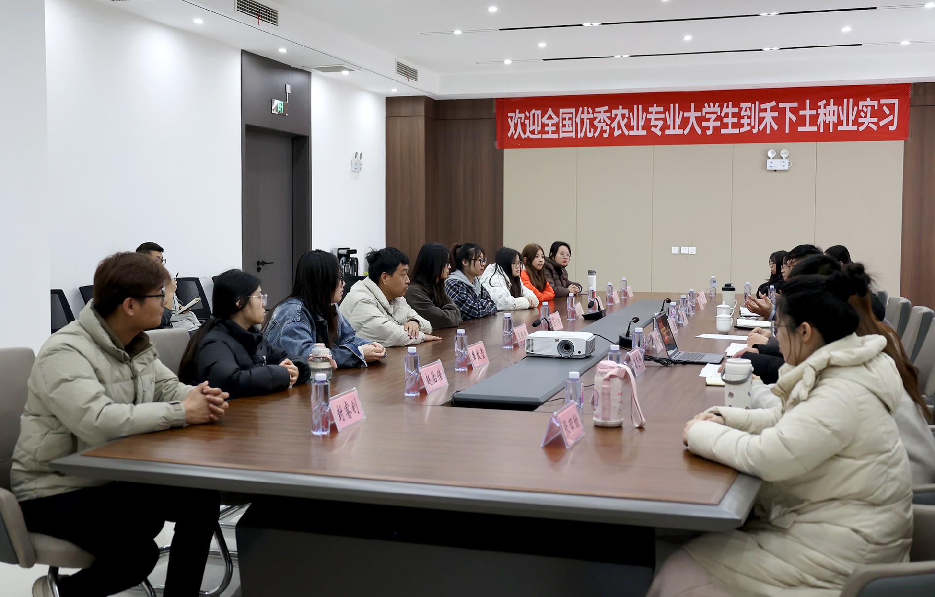 1740390409515672.jpg 5T8A4806.JPG